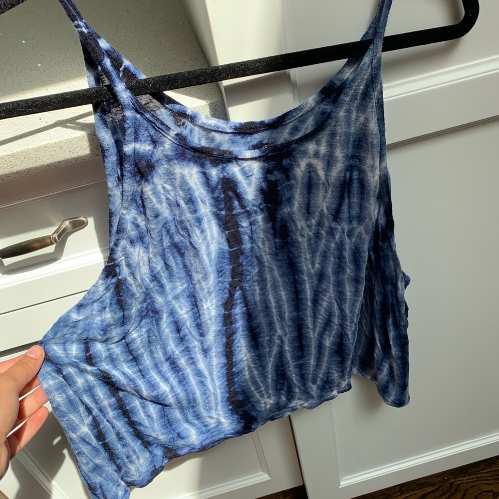Fun tie-die lose tank